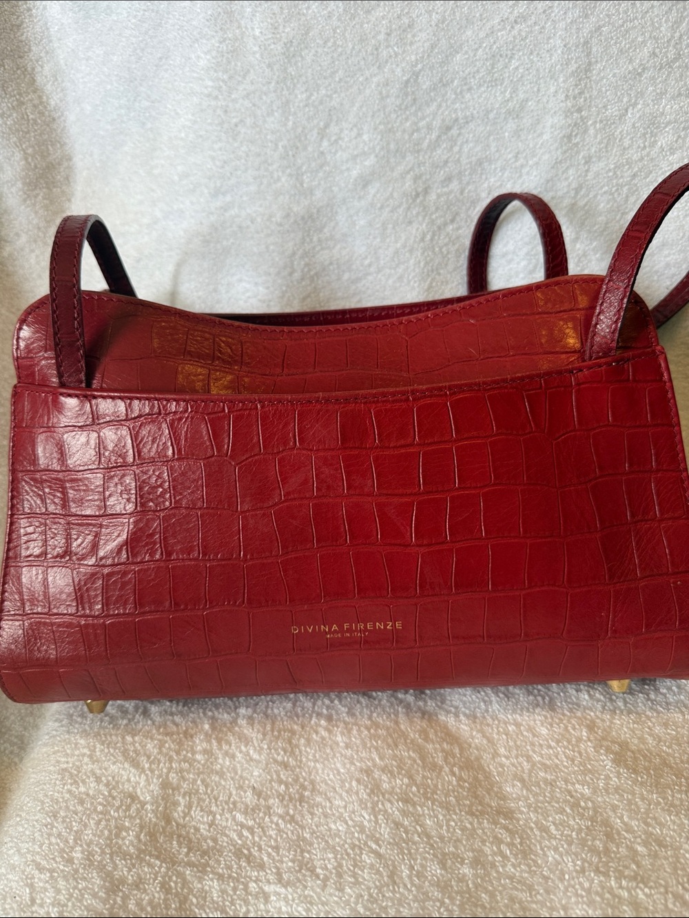 Red Divina Firenze Italian Leather Croc-Embossed Shoulder Bag